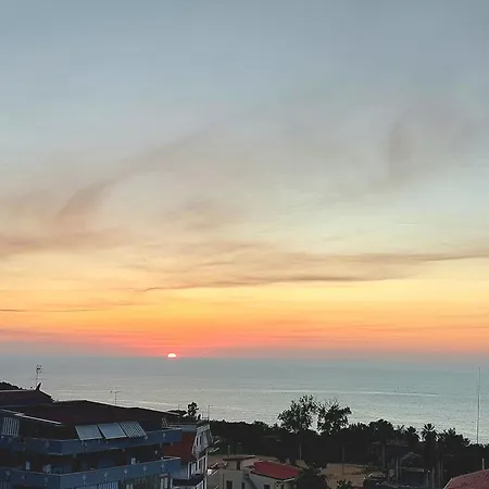 My Littl3 Paradiso Apartment